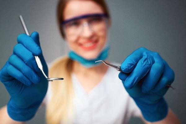دندانپزشکی پرمتقاضیترین رشته تجربی برای مهاجرت